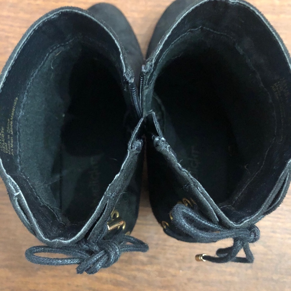 Celeste Winter Booties 👢 - Picture 5 of 7